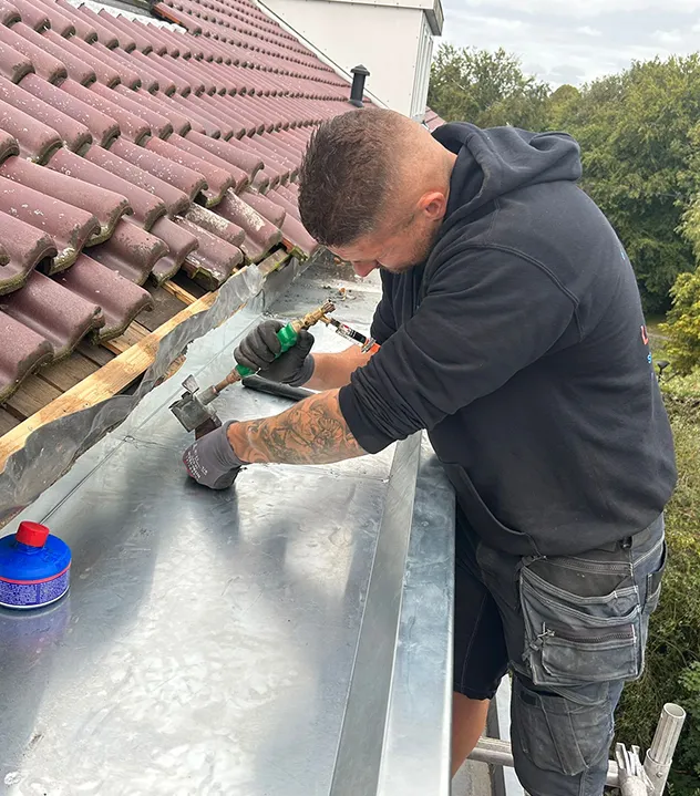 hoe vaak heeft uw dak onderhoud nodig